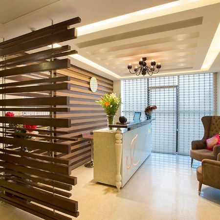 Jasmine Boutique Hotel Jasola New Delhi Exteriör bild