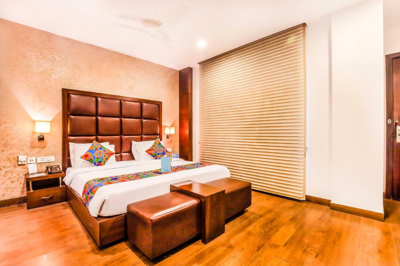 Jasmine Boutique Hotel Jasola New Delhi Exteriör bild